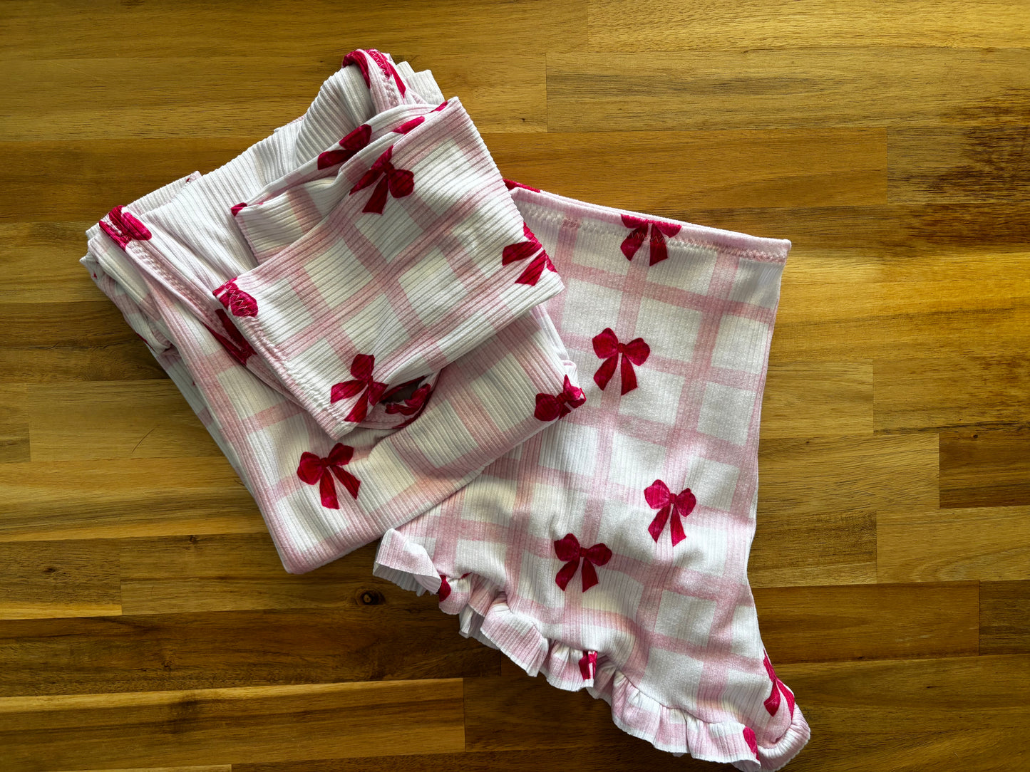 Valentine’s Day lounge set