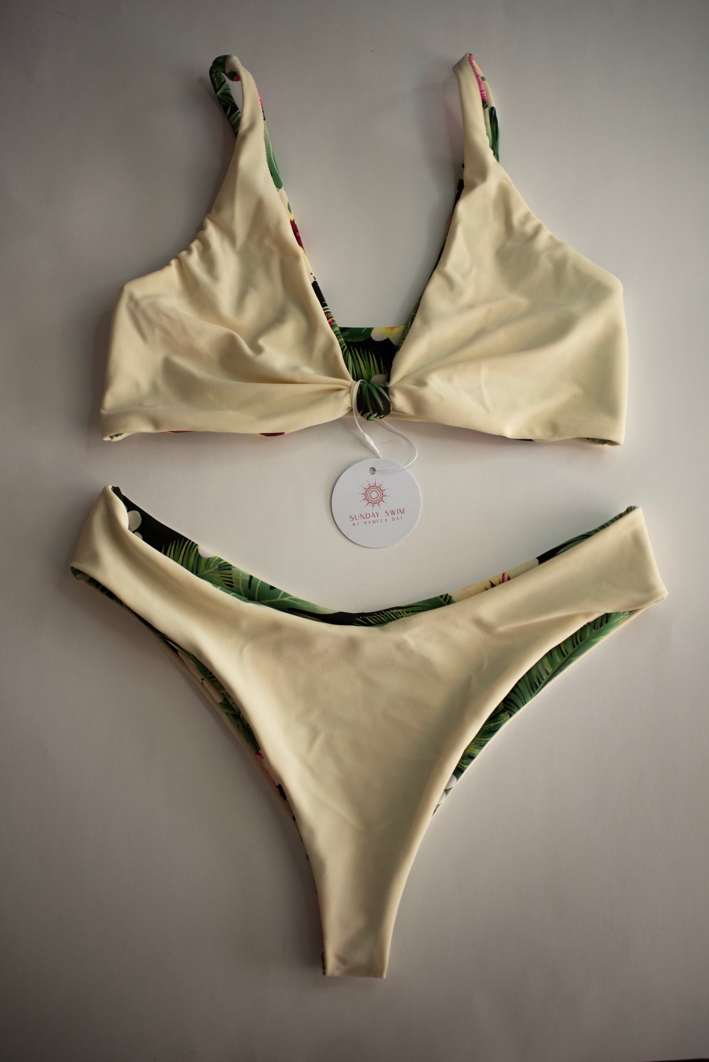 Reversible Tropical /Ivory SMALL